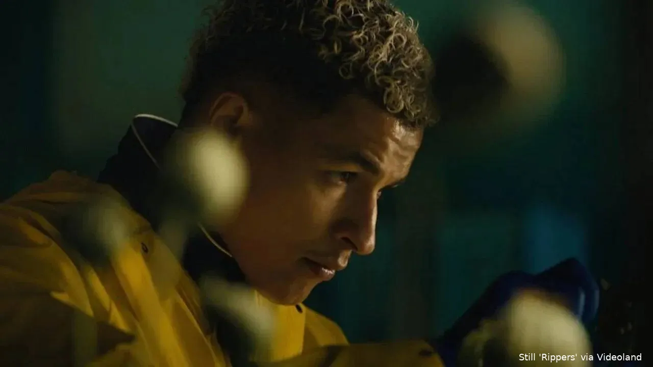 aqRfP2sL3YWyB2X6neSDnwKgzq2