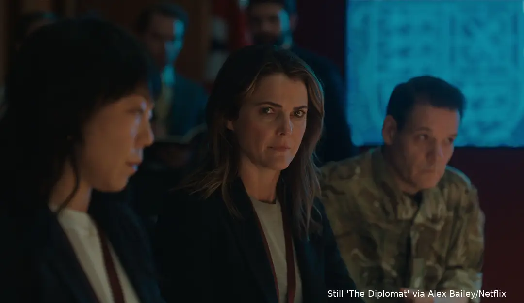 the diplomat n s2 e1 00 23 39 00r4