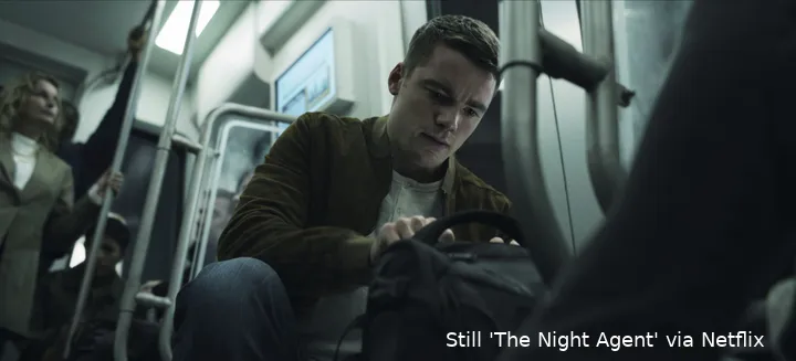 the night agent s1 e1 00 01 38 04r