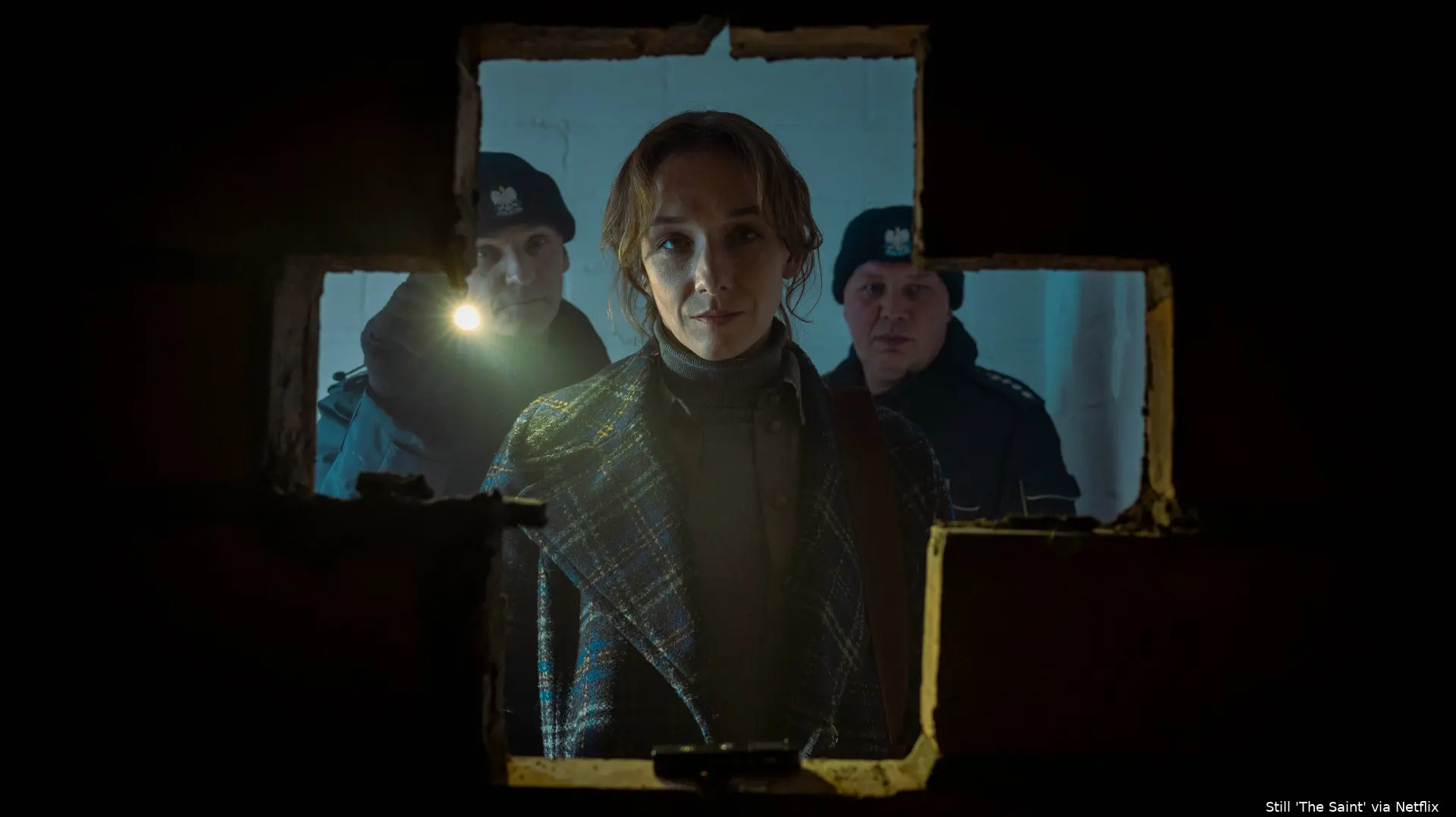 THESAINT_NETFLIX_fot.Anna_Wloch_17