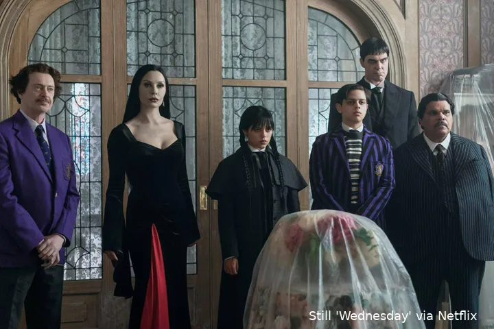 WEDNESDAY_201_Unit_00567RC