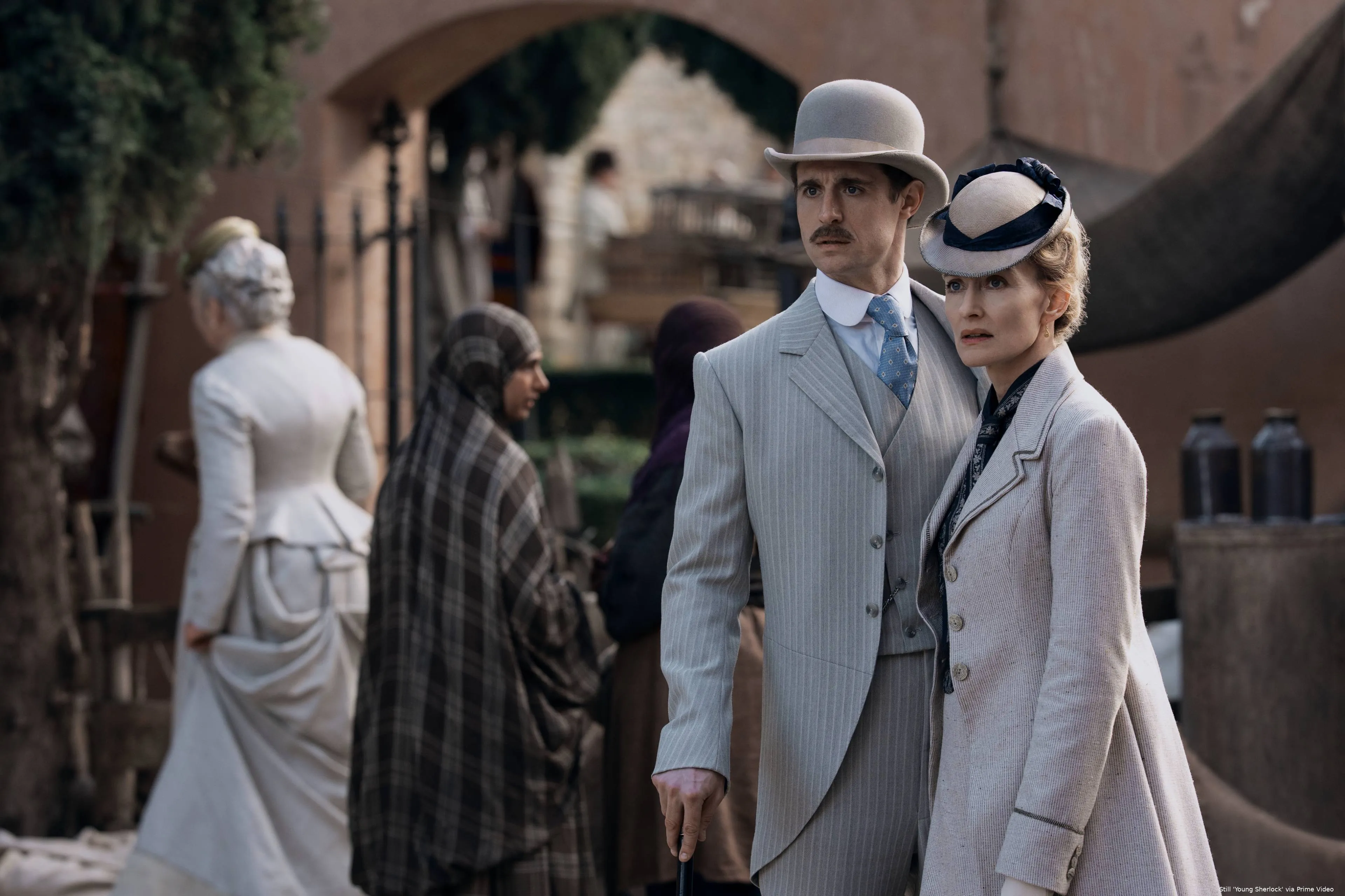 Max_Irons_Natascha_McElhone_Photo_credit-Dan_Smith