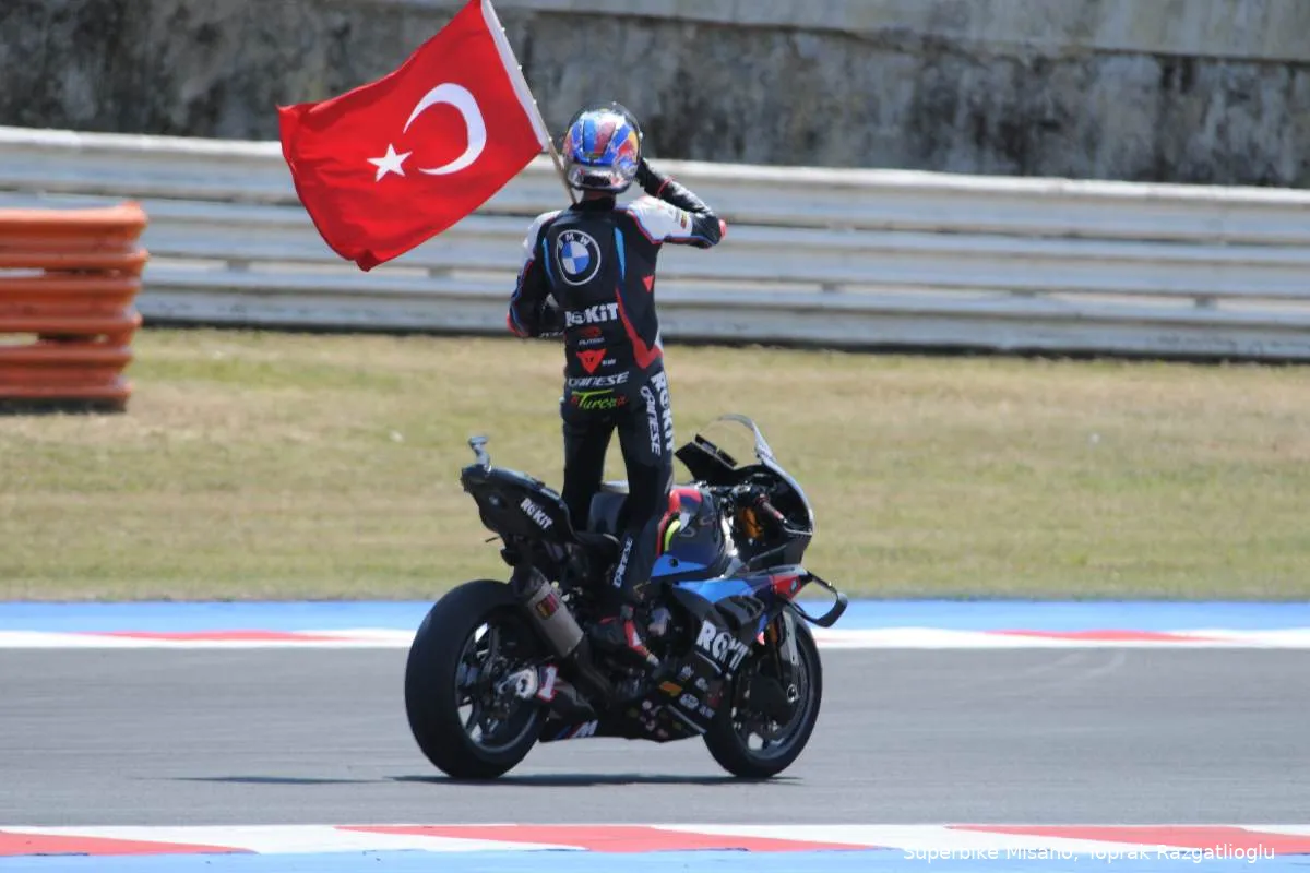 toprak razgatlioglu bmw superbike misano 1