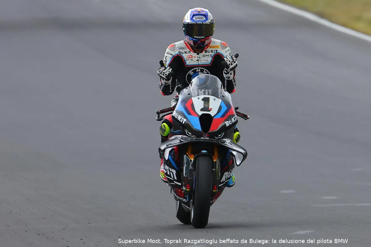 toprak razgatlioglu pilota bmw superbike most