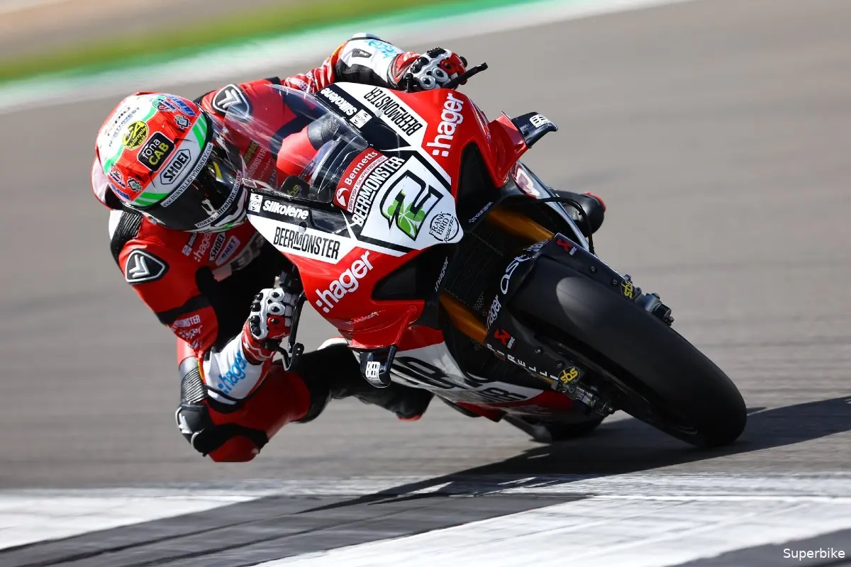 glenn irwin silverstone british superbike 2023
