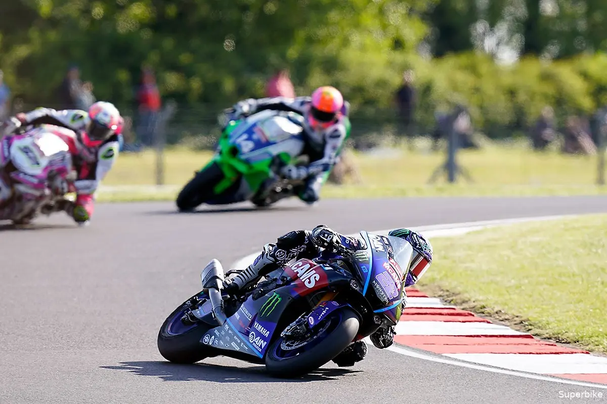 jason ohalloran races donington british superbike 2023 1