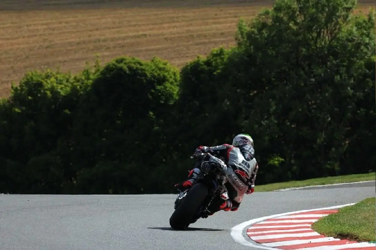 tommy bridewell cadwell park bsb