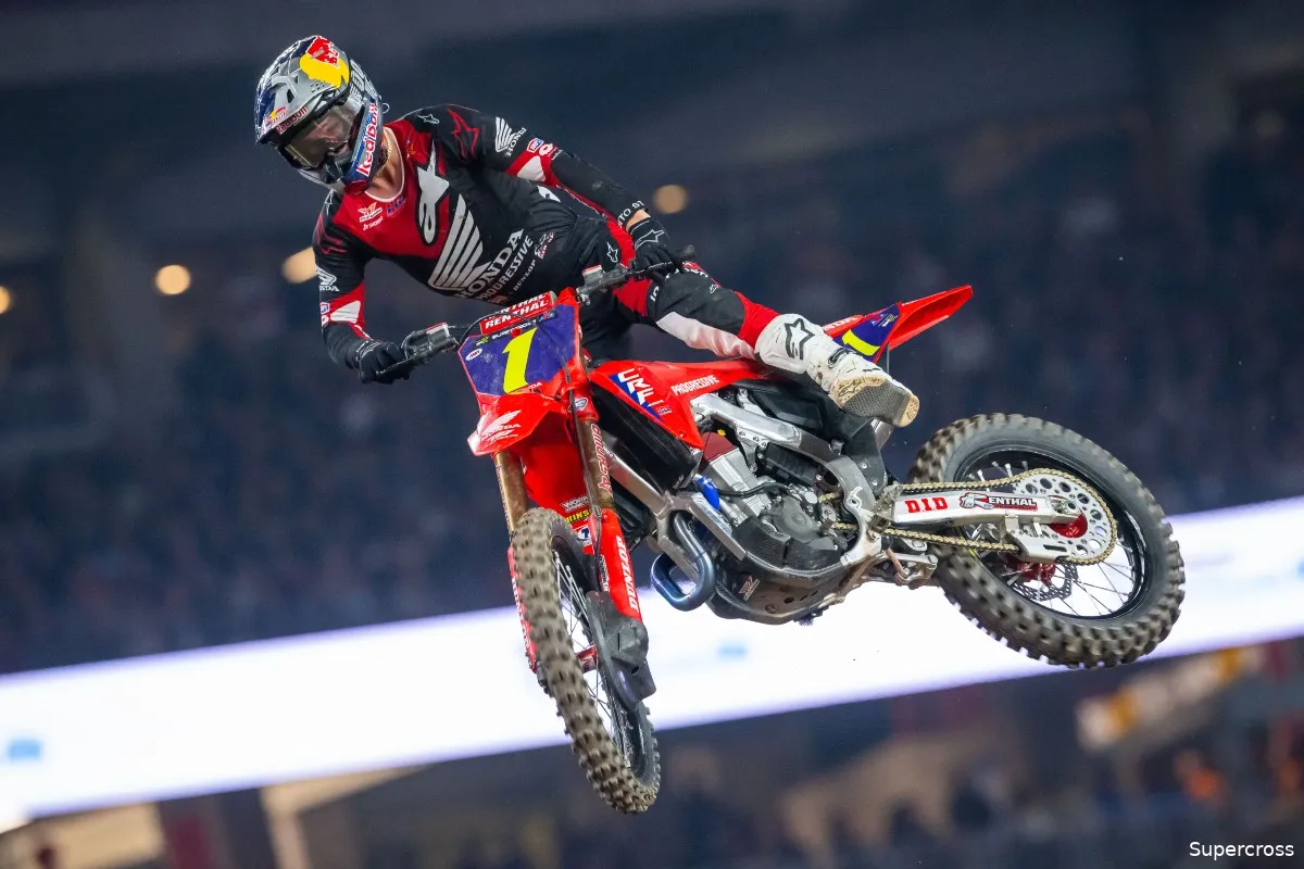 jett lawrence ama supercross 2025 glendale
