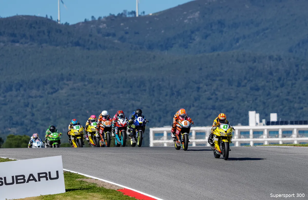 38886602 57587 r2 jdr wsbk race