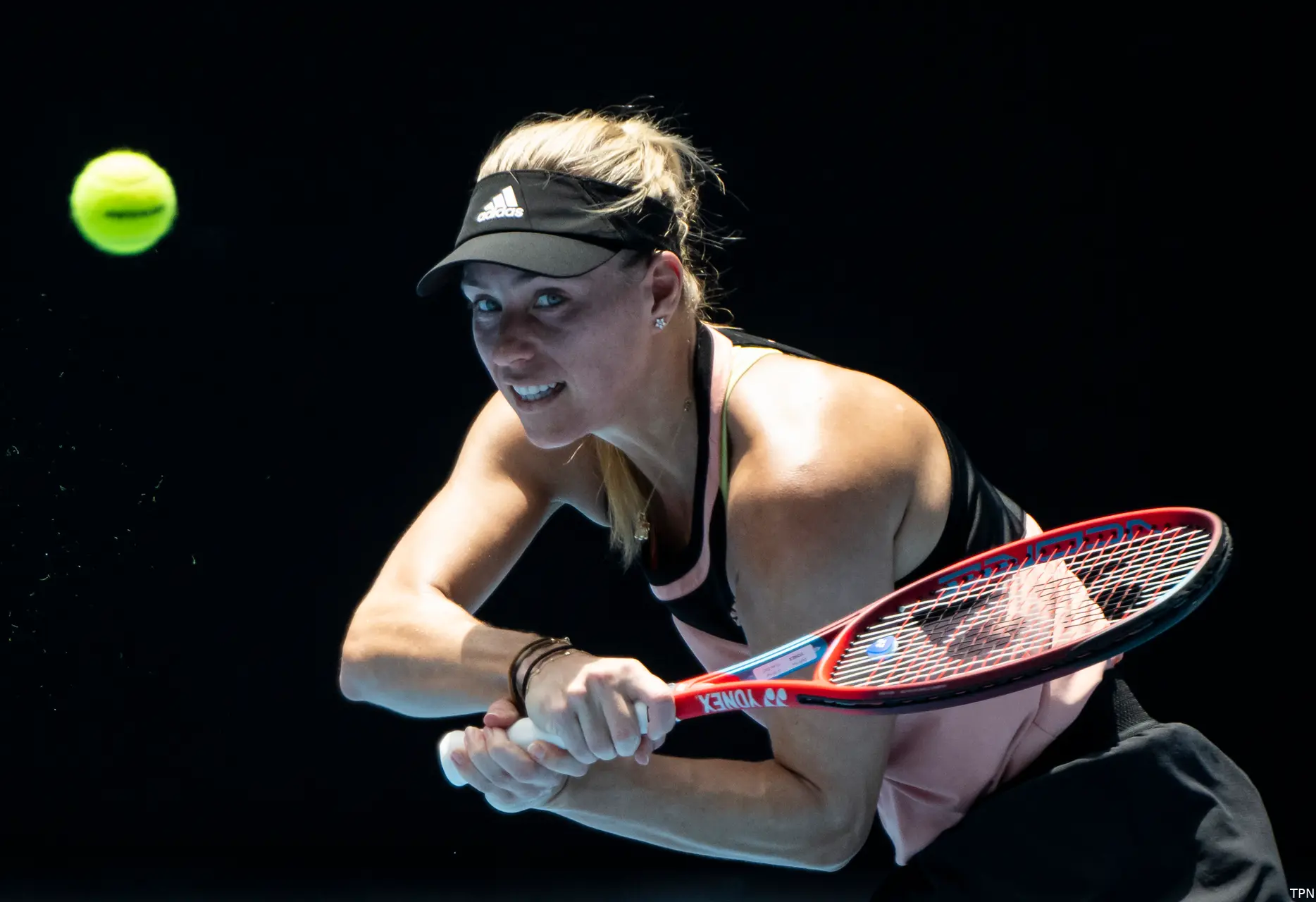 kerber angelique ao2022 tpn