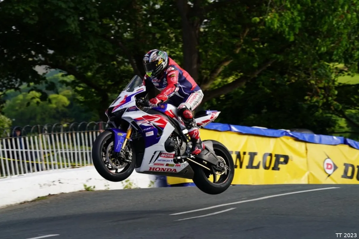 john mcguinness ballaugh bridge tt 2022