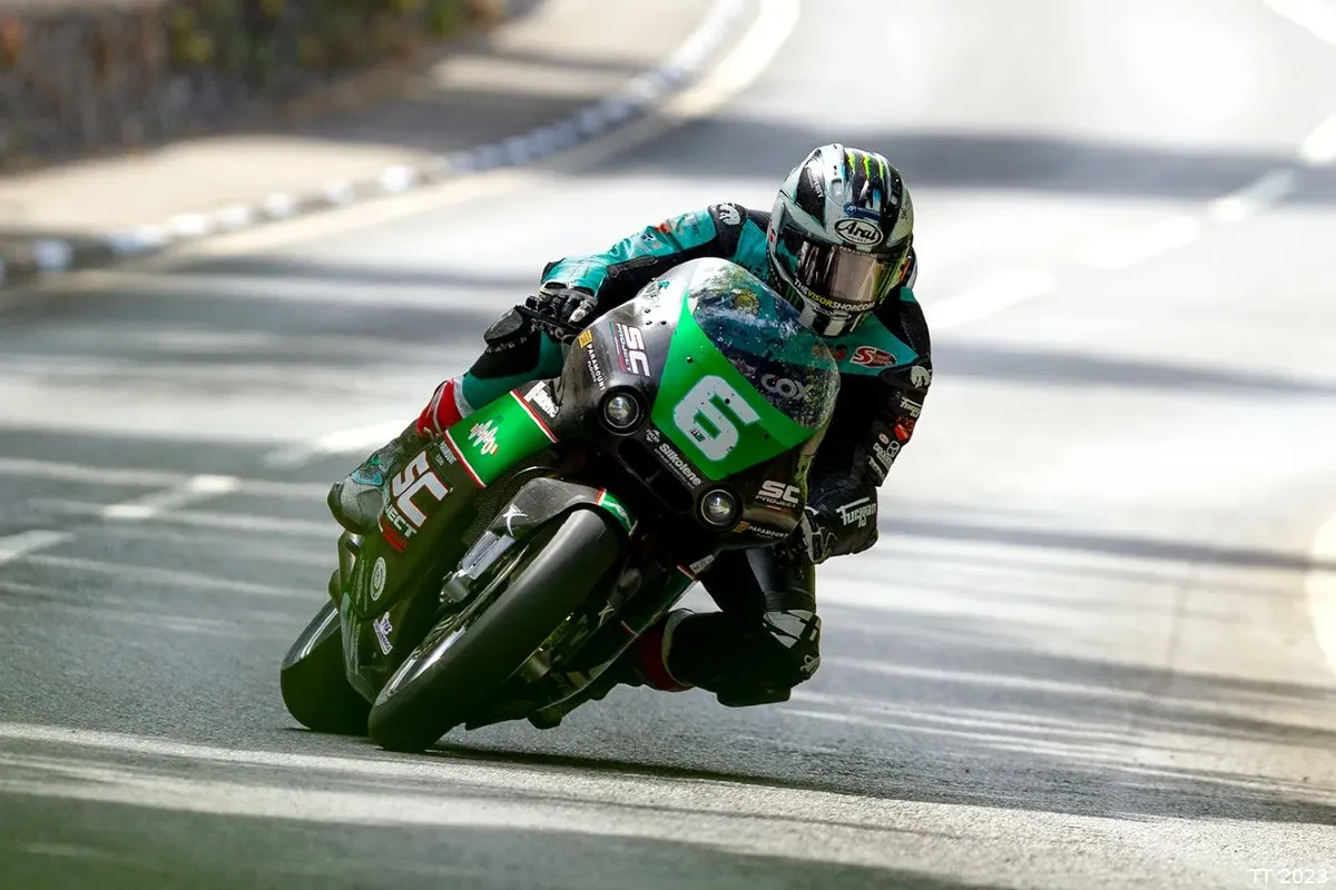 michael dunlop supertwin tt race 1 2023