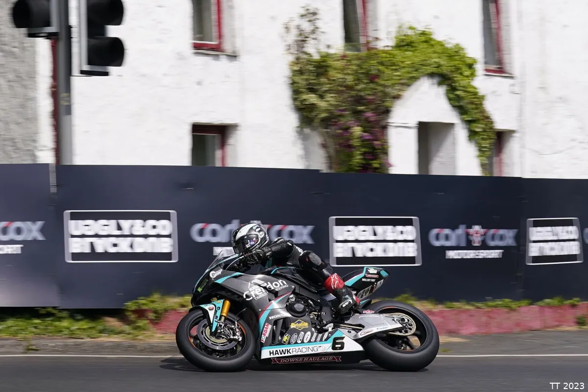 michael dunlop tt 2023 first practice