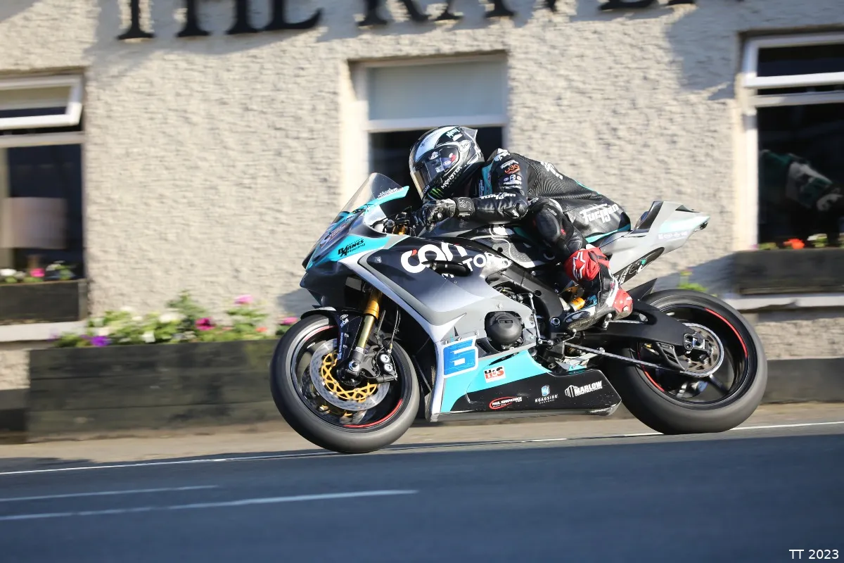michael dunlop tt supersport 1 2023