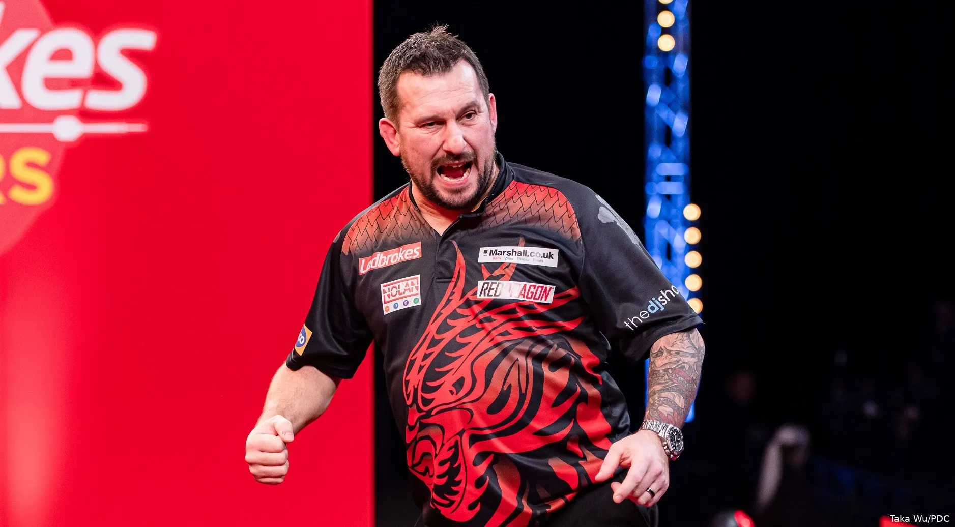 MastersR2 Jonny Clayton3