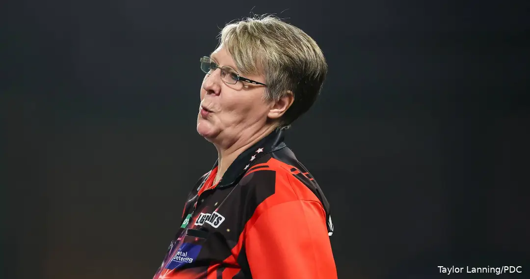 Lisa Ashton purses lips after missed checkout.
