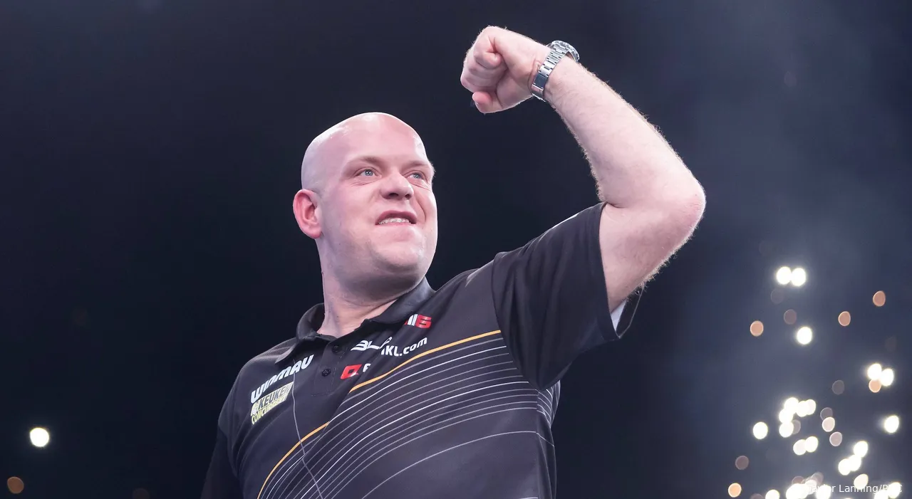 Michael van Gerwen in action last weekend at Winmau World Masters