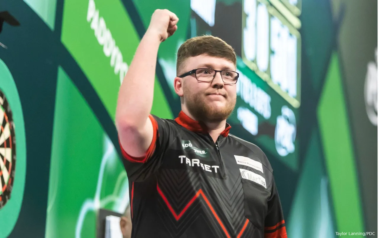 Keane Barry neemt het nu op tegen Gerwyn Price
