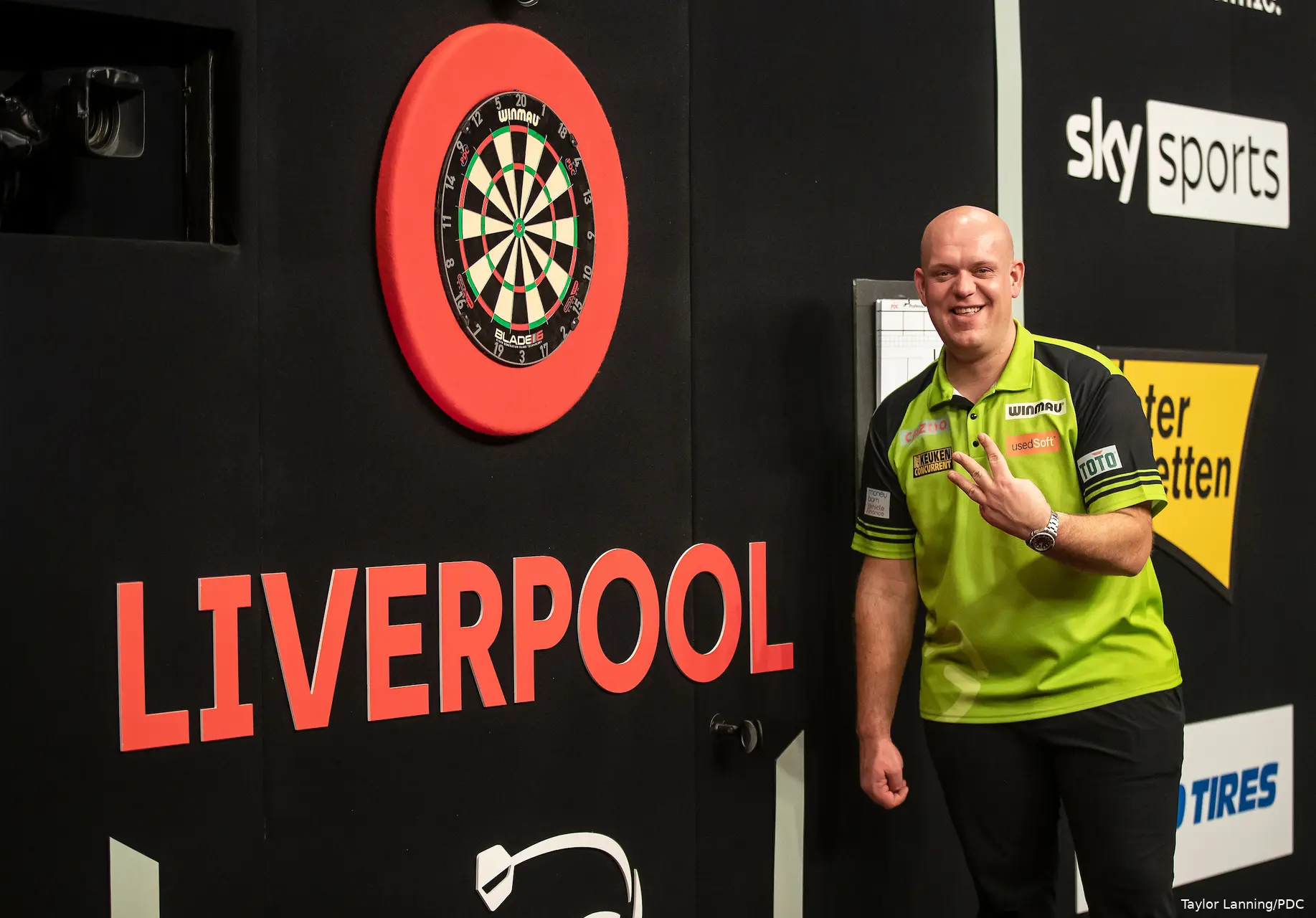2023plf michael van gerwen3
