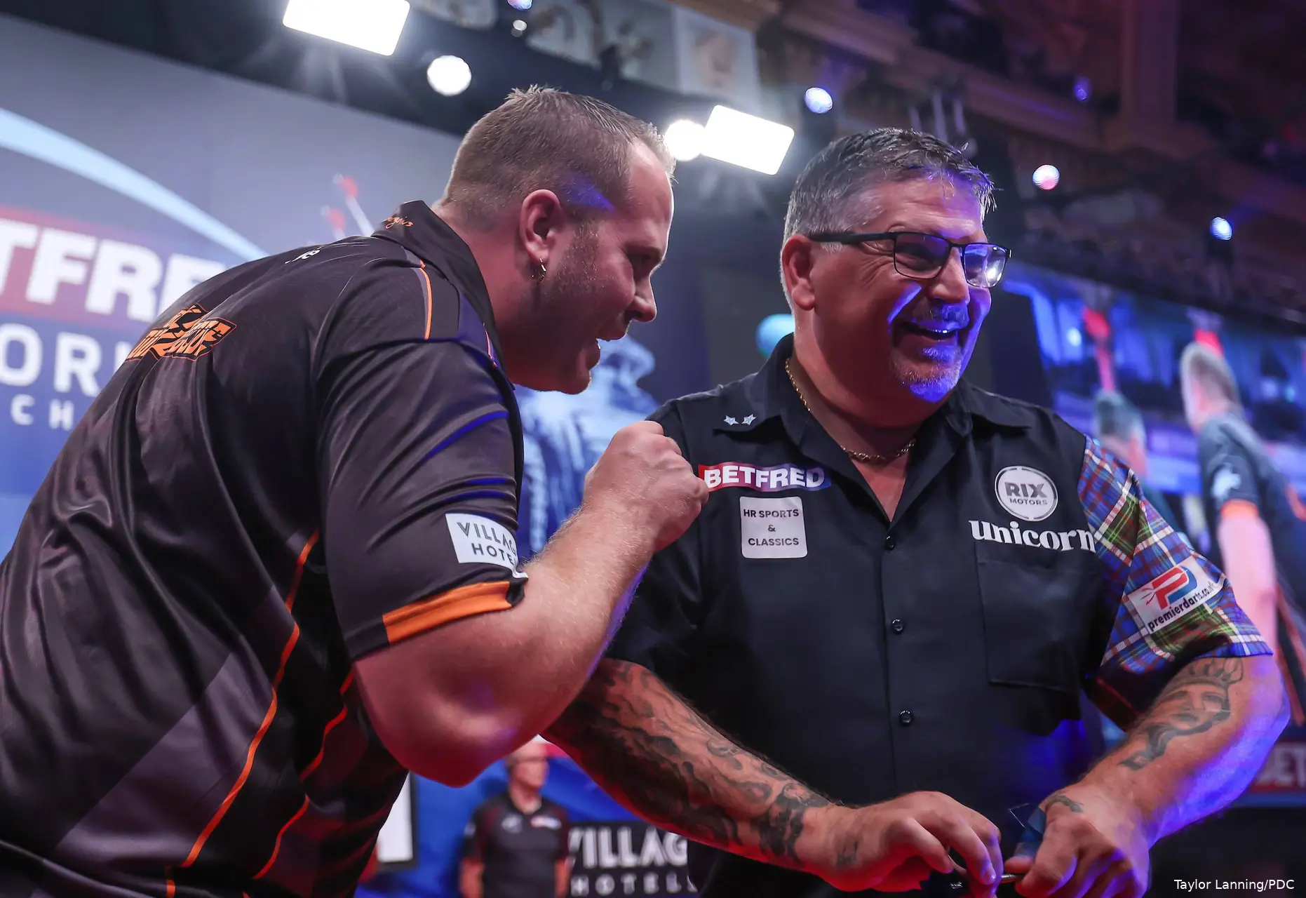 Dirk van Duijvenbode & Gary Anderson (2)