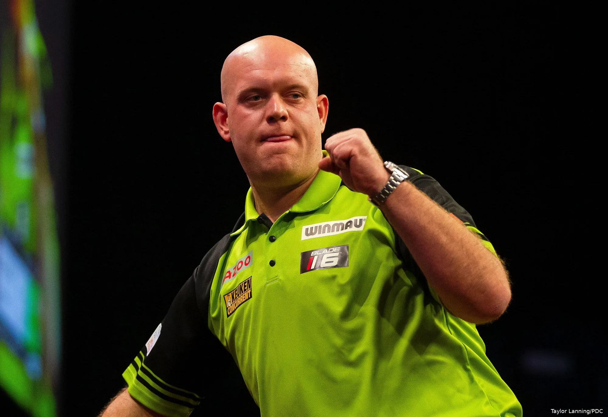 PLNottingham Michael Van Gerwen1A