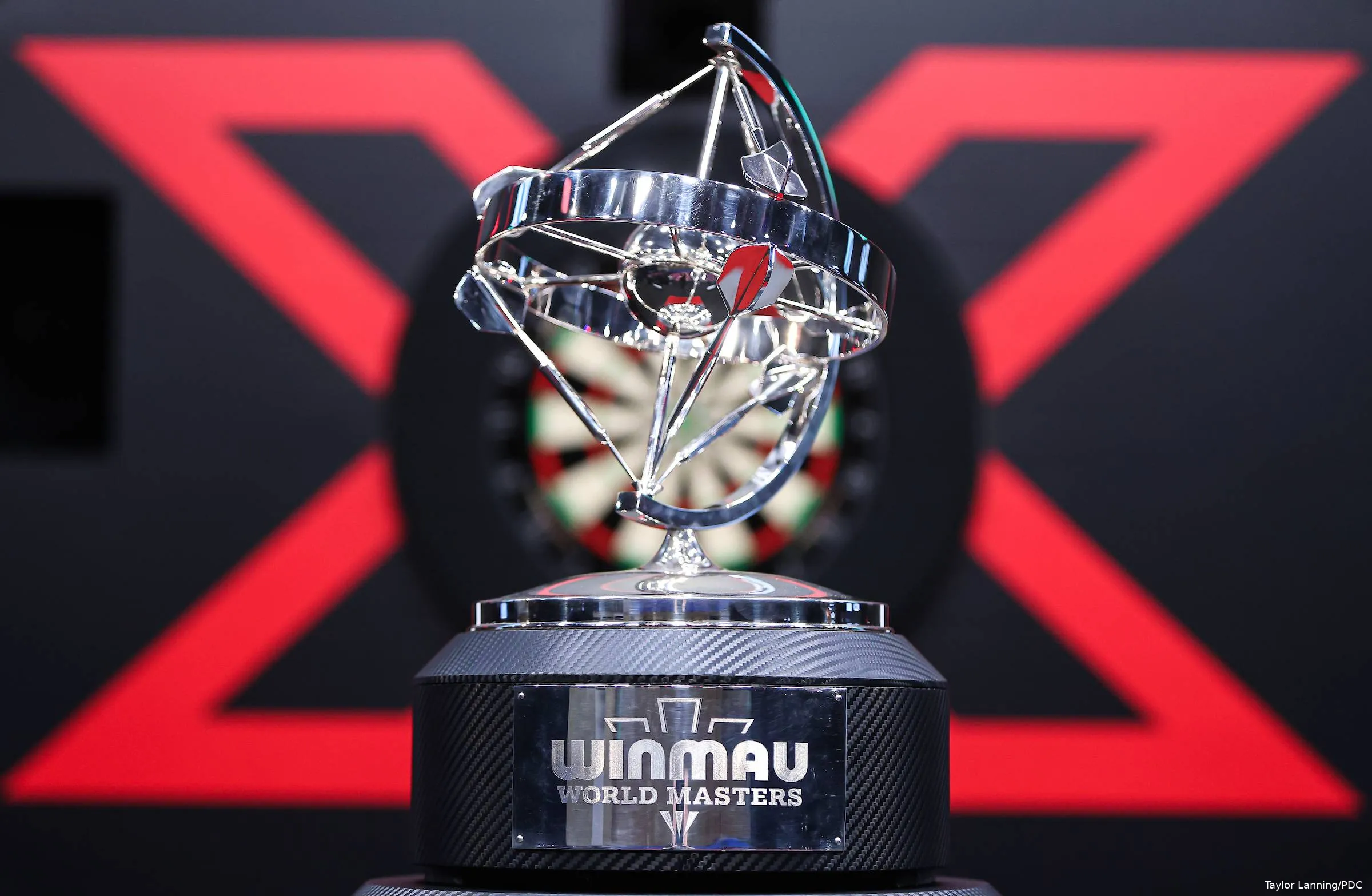 2026WorldMasters_Trophy3