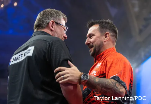 Wade edged Clayton in a thriller