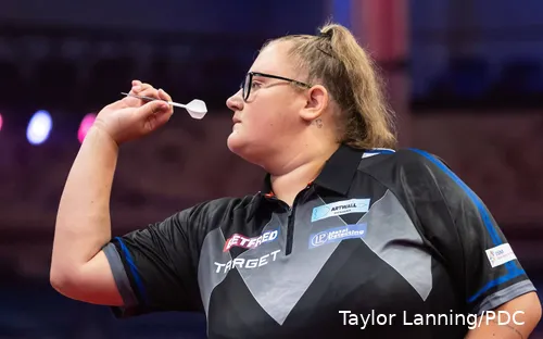 Beau Greaves hat in diesem Jahr bereits 12 von 18 Turnieren der PDC Women's Series gewonnen