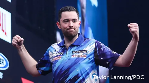 Luke Humphries ballt die Fäuste