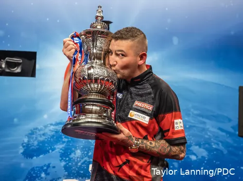 Aspinall wist in 2023 beslag te leggen op de Phil Taylor Trophy