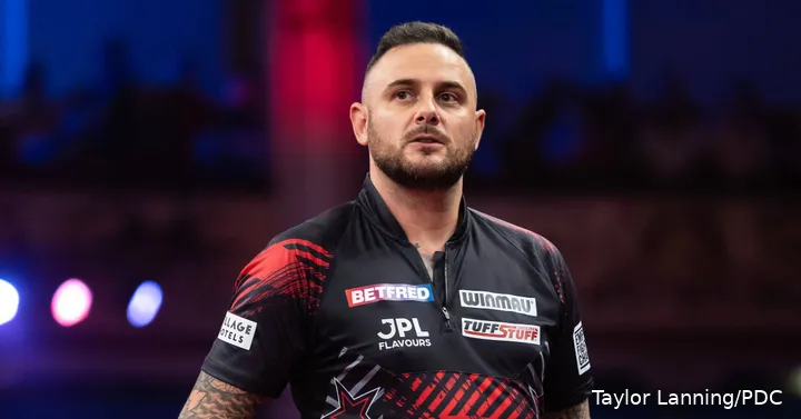 Joe Cullen lost the 2022 Premier League Darts final against Michael van Gerwen