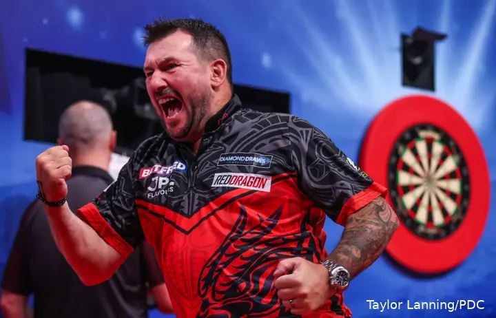 Jonny Clayton at the 2026 World Matchplay