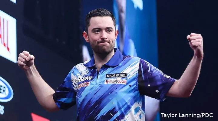 Luke Humphries ballt die Fäuste