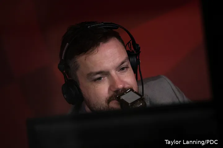 Dawson is vaak te vinden in het commentaarhok van Sky Sports.