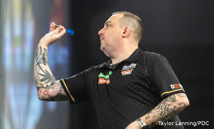 Kim Huybrechts in actie op het voorbije WK Darts