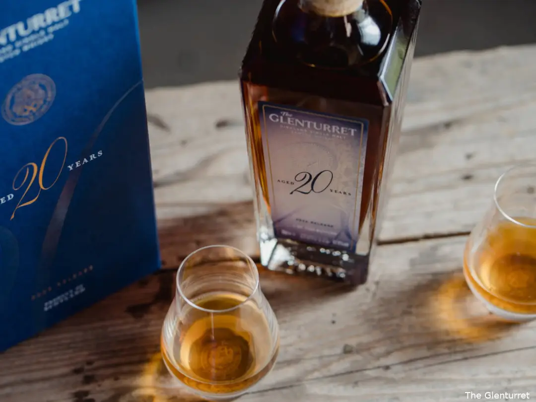 Glenturret 20-year-old whisky (1)