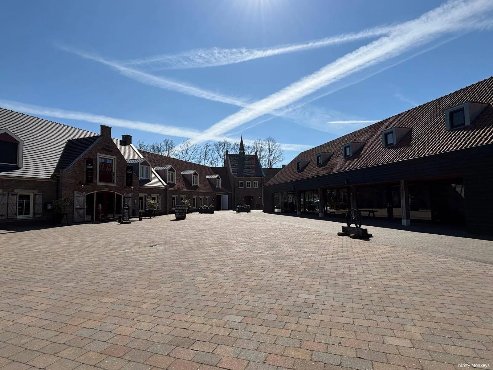 een wide shot van de Othmar bierbrouwerij