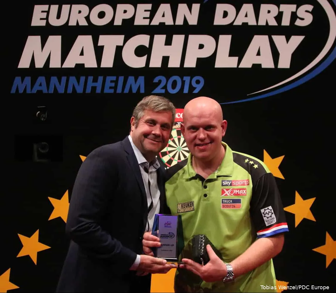 Michael van Gerwen R U e1567992237499