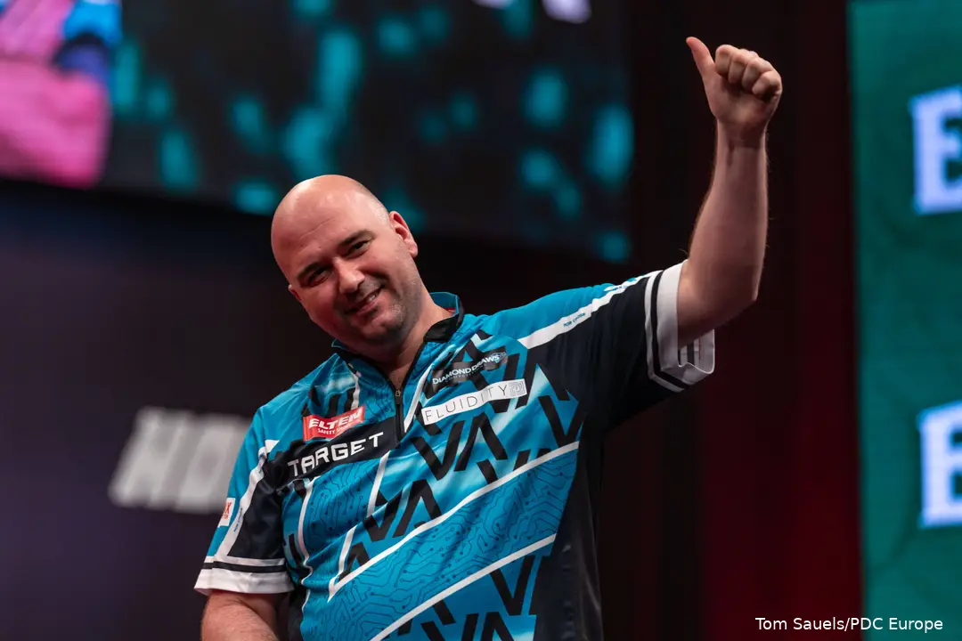 Rob Cross jubelt.