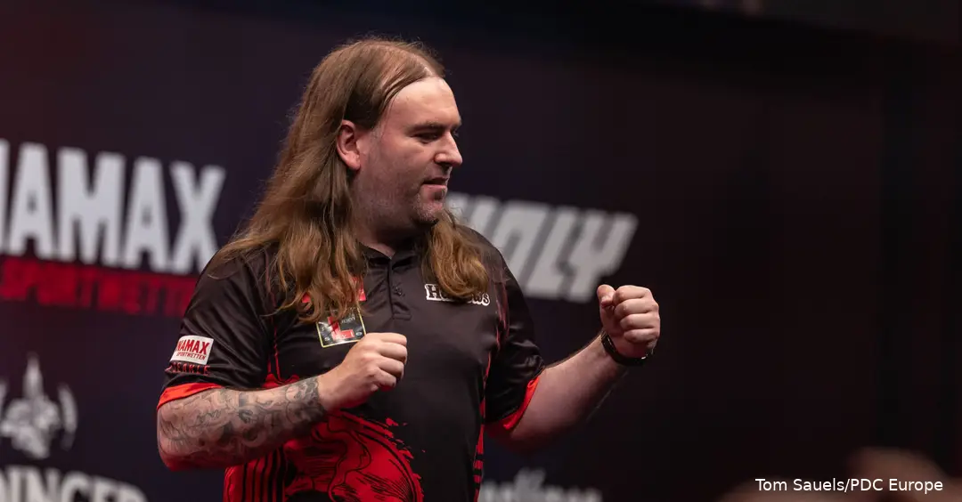Ryan Searle ballt die Fäuste.