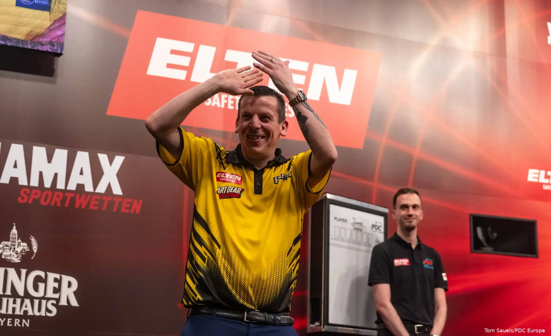 Dave Chisnall (1)