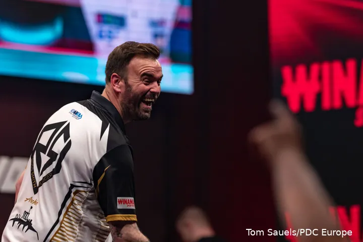 Ross Smith celebrating on stage
