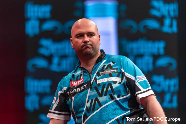 Rob Cross seals win.