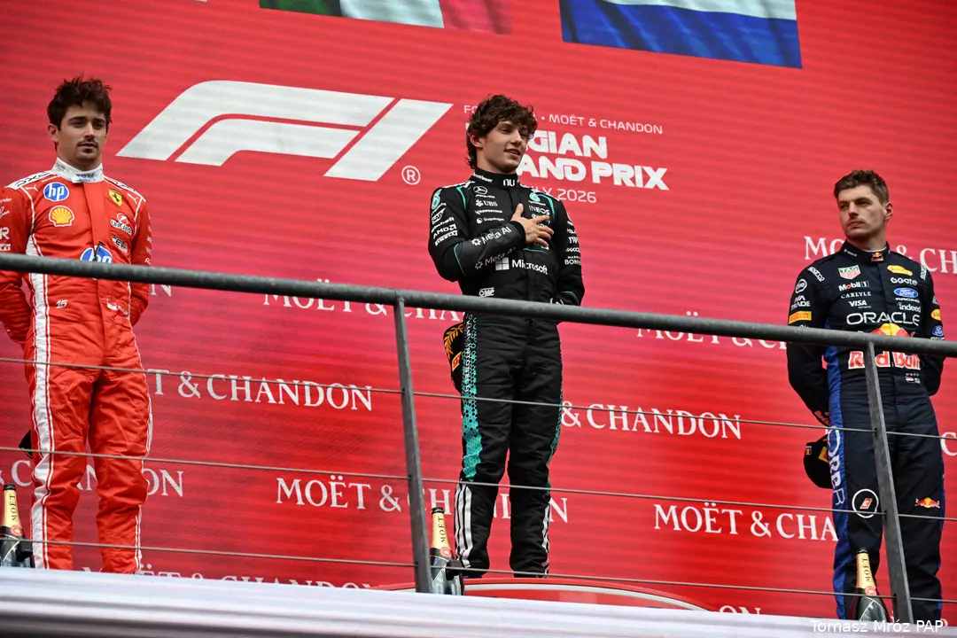 andrea-kimi-antonelli-mercedes-gp-belgie-2026-zondag-podium-max-verstappen-charles-leclerc