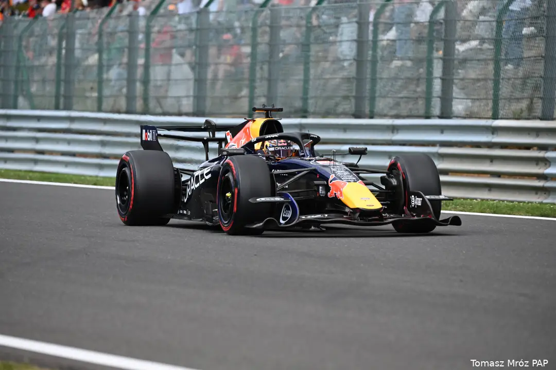 max-verstappen-red-bull-racing-gp-belgie-2026-zondag-2