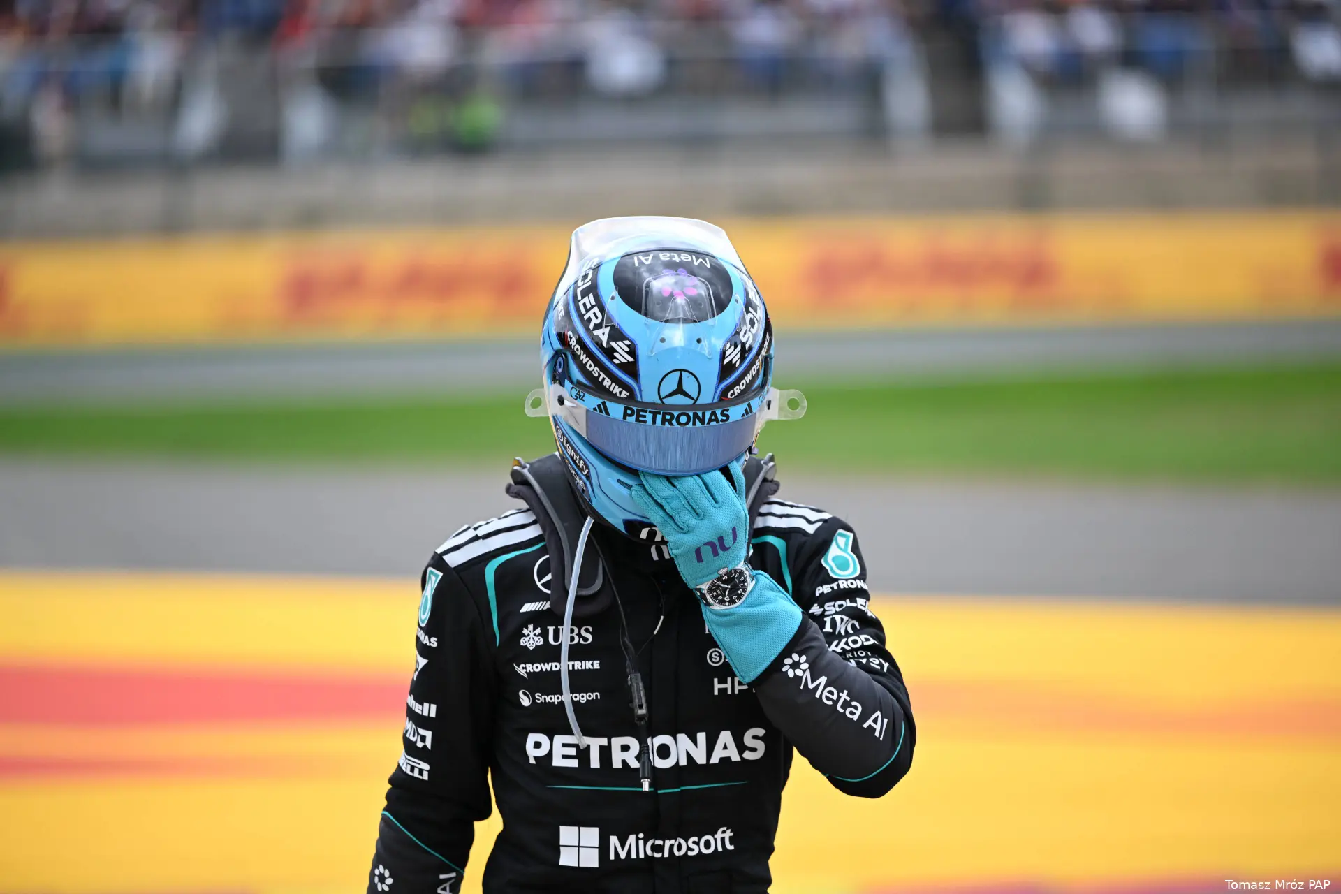 george-russell-mercedes-gp-belgie-2026-zondag-crash-dnf-2
