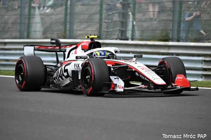 oliver-bearman-haas-gp-belgie-2026-zondag