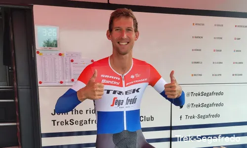 Mollema wore the red-white-blue for a year
