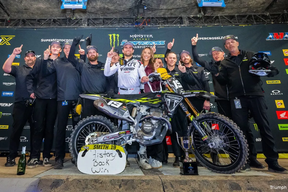 triumph jordon smith ama supercross 2025 250cc glendale