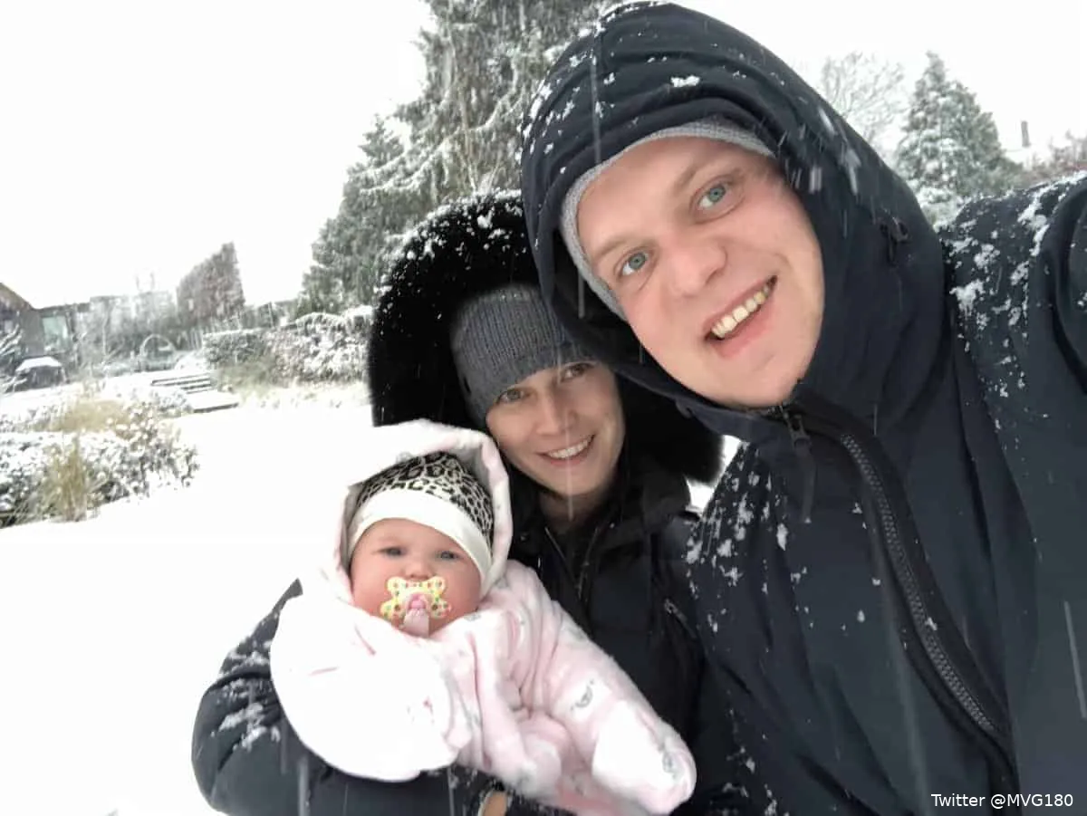 Van Gerwen sneeuwpret